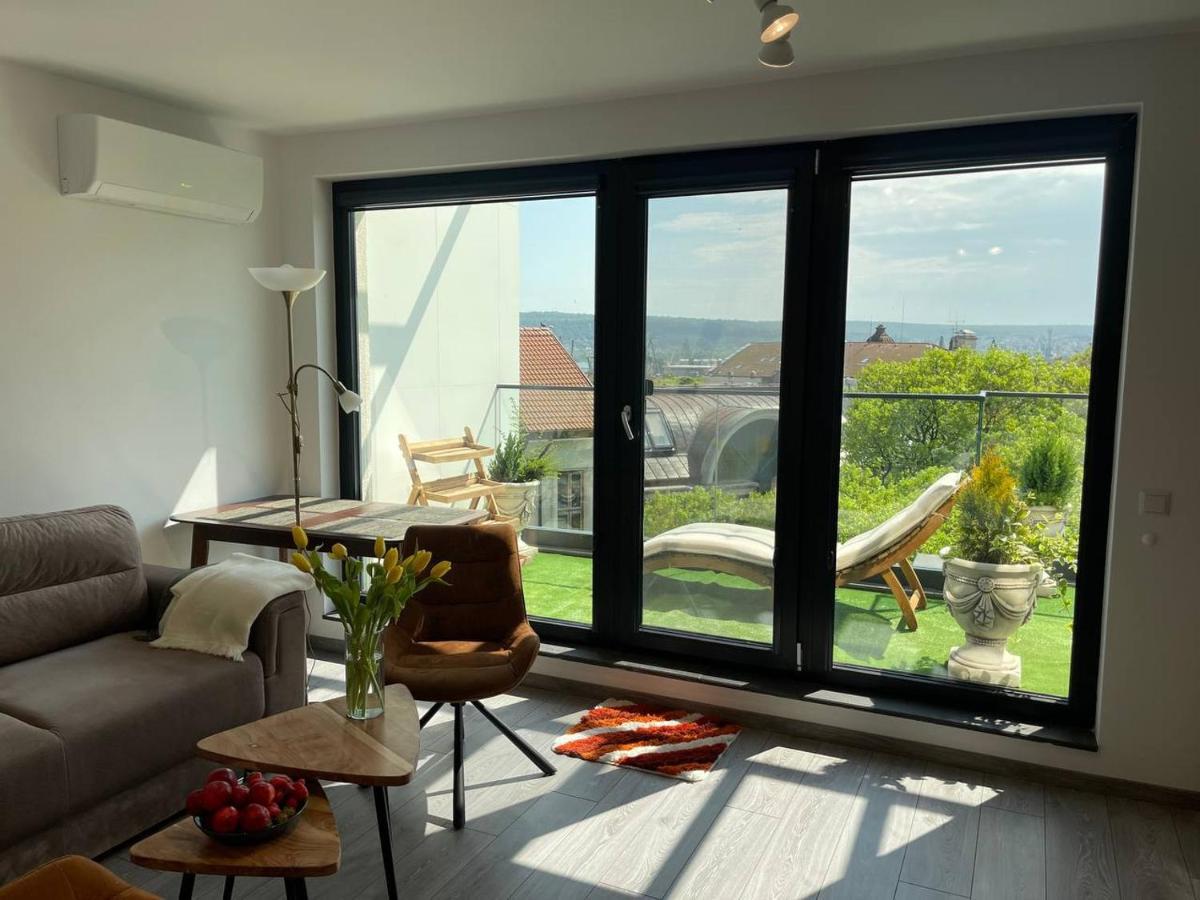 Panoramic Apartment In Varna With Underground Parking Exterior foto