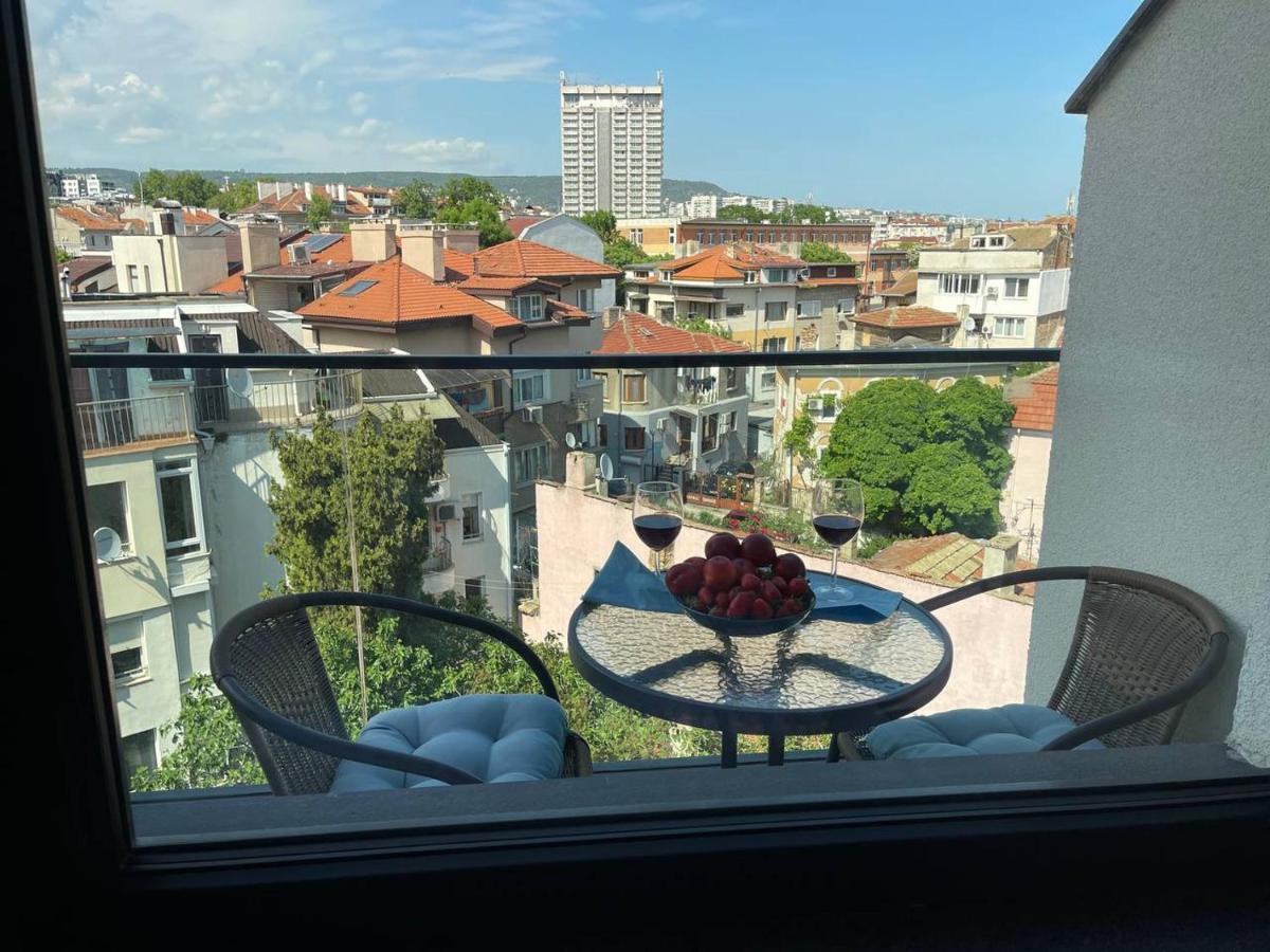 Panoramic Apartment In Varna With Underground Parking Exterior foto