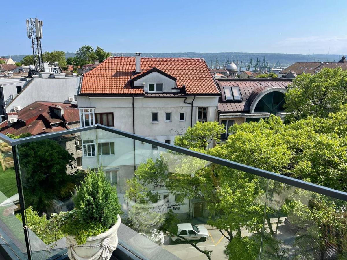 Panoramic Apartment In Varna With Underground Parking Exterior foto